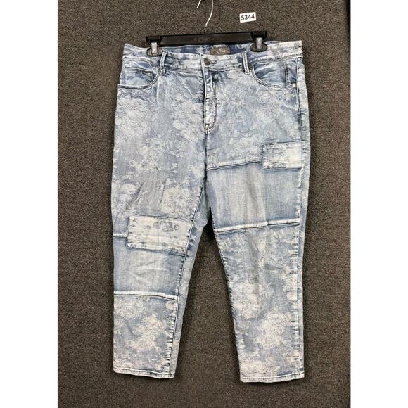 Chico's So Slimming Cropped Jeans Womens Size 2.5 US 14 Patchwork Floral Blue - Picture 1 of 9